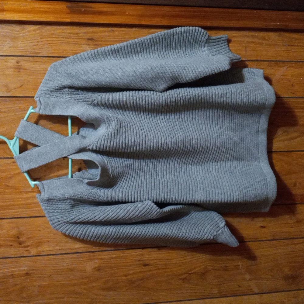 ELOQUII ELEMENTS CROSS NECK SWEATER